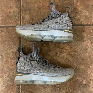 Nike Lebron 15 “City Series”